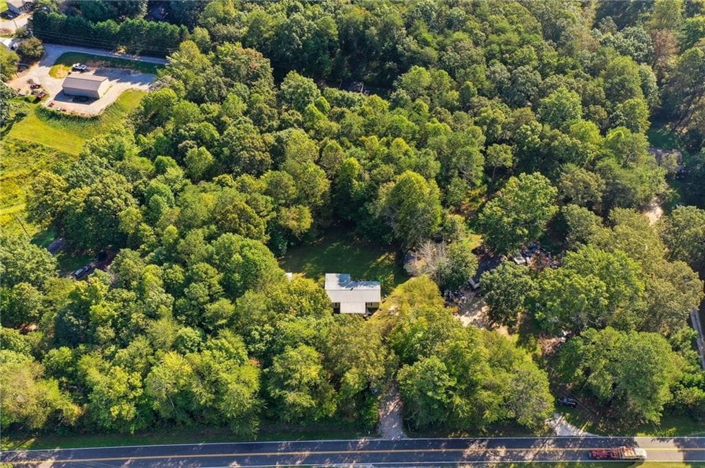 3 bedroom, 2 bathroom, 1,500 sq ft single family residence for sale at 2450 Jones Mountain Road, Talking Rock, GA 30175 — photo 9