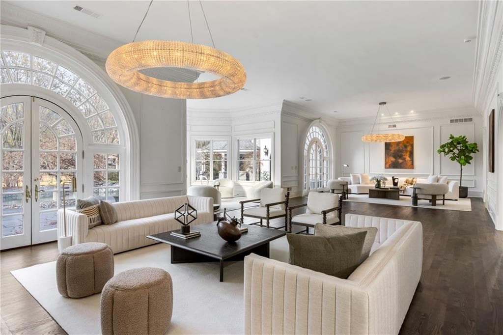 7 bedroom, 11 bathroom, 12,267 sq ft single family residence for sale at 4571 Columns Drive, Marietta, GA 30067 — photo 8