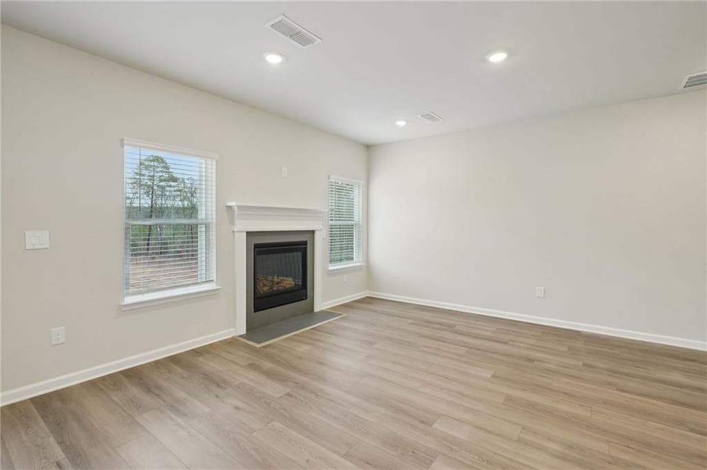 5 bedroom, 3 bathroom, 2,674 sq ft single family residence under contract at 1458 High Falls Lane, Grayson, GA 30017 — photo 6