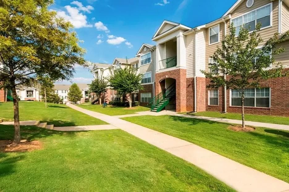 1 bedroom, 1 bathroom, 822 sq ft apartment for rent at 91 Somerset Club Drive 618, Cartersville, GA 30121 for $1,290 a month — photo 6