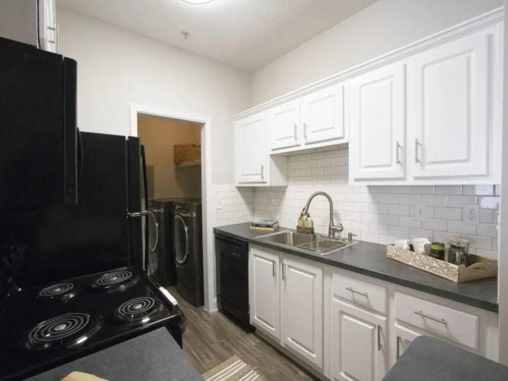 2 bedroom, 2 bathroom, 1,152 sq ft apartment for rent at 100 Crossing Boulevard 1518, Mcdonough, GA 30253 for $1,734 a month — photo 1 of 26