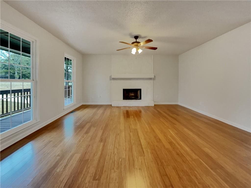 3 bedroom, 2 bathroom, 2,340 sq ft single family residence for sale at 125 Stockmar Road, Villa Rica, GA 30180 — photo 3