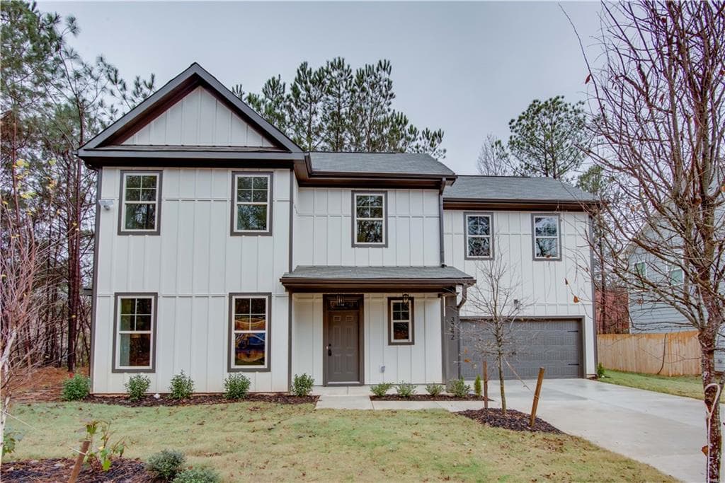 4 bedroom, 3 bathroom, 1,757 sq ft single family residence sold at 3342 Landings South Drive, Atlanta, GA 30331