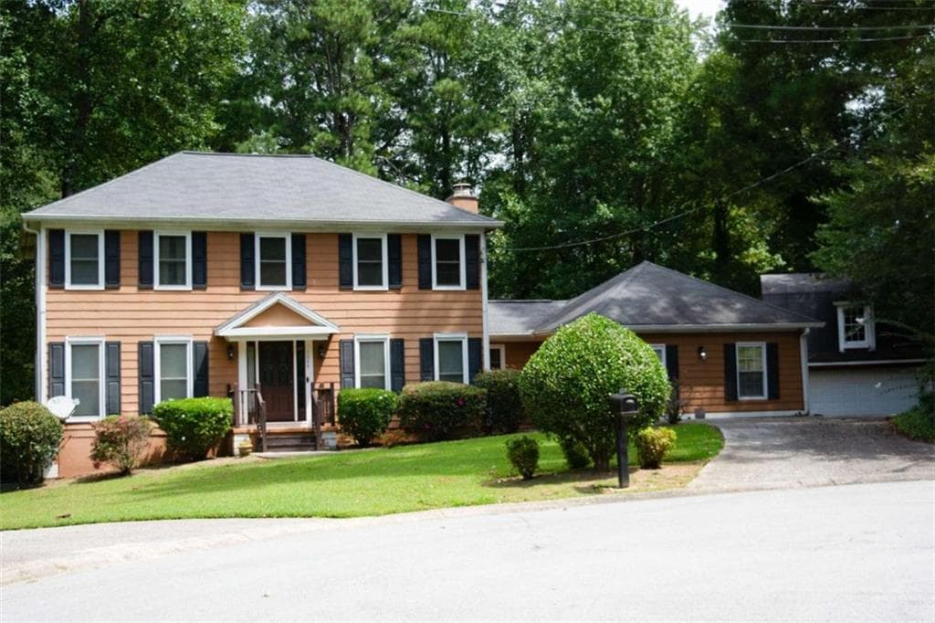 1044 Basswood Court