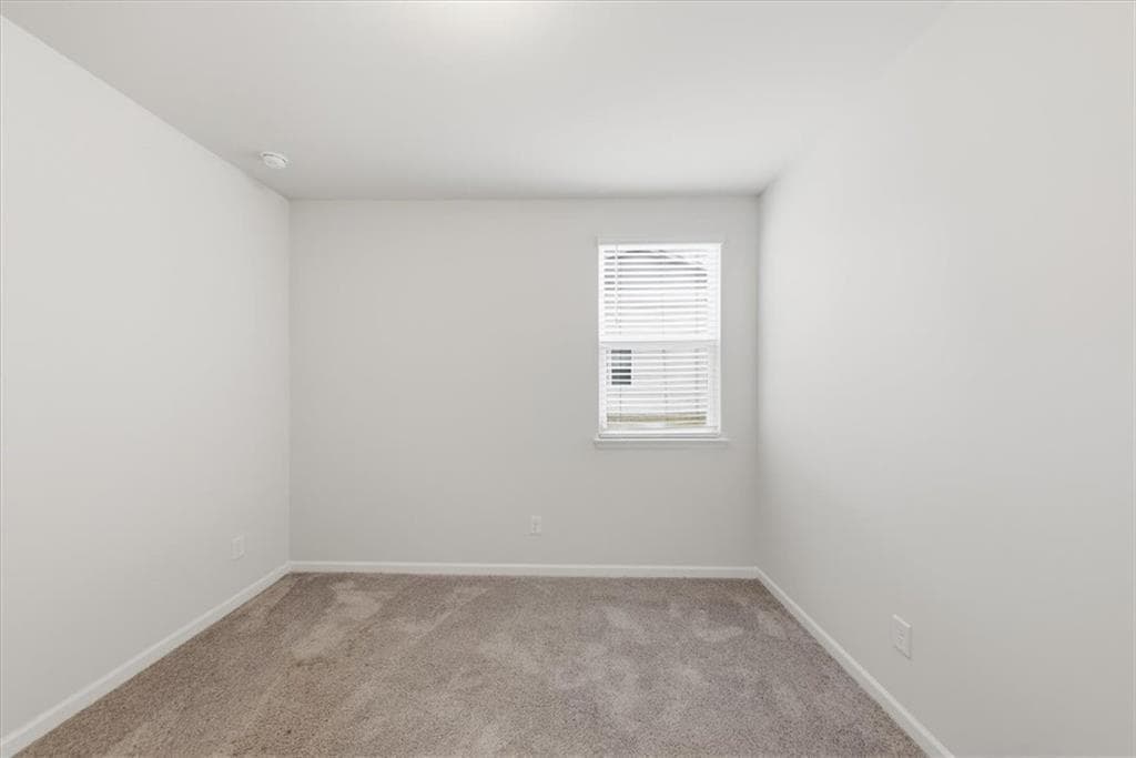 4 bedroom, 3 bathroom, 2,033 sq ft single family residence for sale at 61 Rushing View Glen, Dallas, GA 30157 — photo 9