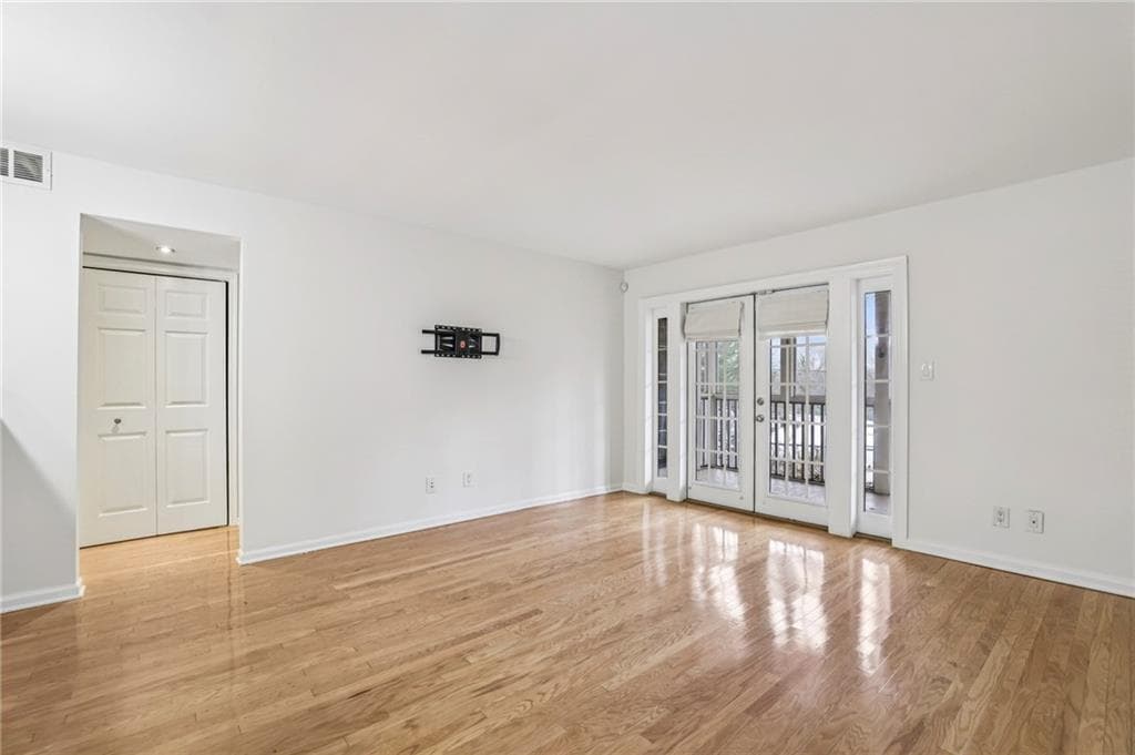 1 bedroom, 1 bathroom, 720 sq ft condominium under contract at 1445 Monroe Drive E5, Atlanta, GA 30324 — photo 10
