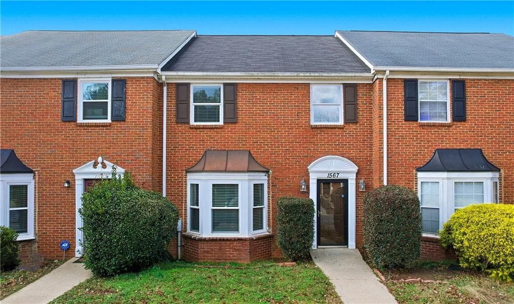 1567 Paces Ferry North Drive, Smyrna, GA 30080 — most recent listing photo