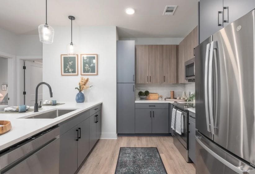2 bedroom, 2 bathroom, 1,399 sq ft apartment for rent at 1400 Laurel Crossing Parkway 1101, Buford, GA 30519 for $2,376 a month — photo 1 of 34