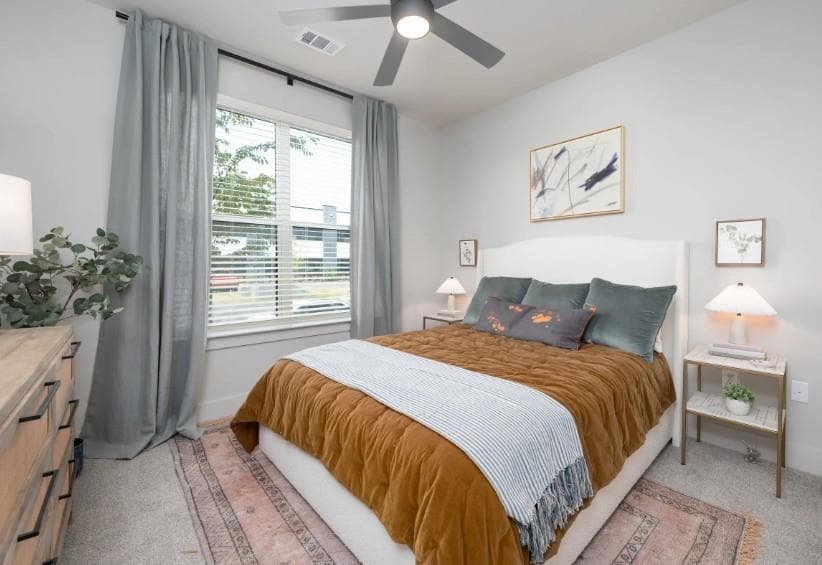 2 bedroom, 2 bathroom, 1,399 sq ft apartment for rent at 1400 Laurel Crossing Parkway 1101, Buford, GA 30519 for $2,376 a month — photo 7