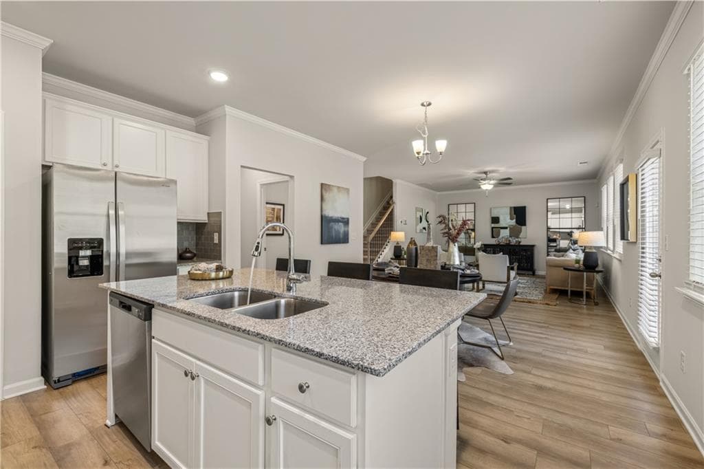 4 bedroom, 3 bathroom, 2,506 sq ft single family residence for sale at 318 Cedar Hollow Drive, Conyers, GA 30094 — photo 9