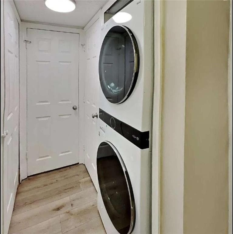 3 bedroom, 2 bathroom, 1,406 sq ft condominium under contract at 8602 Creekwood Way, Jonesboro, GA 30238 — photo 9