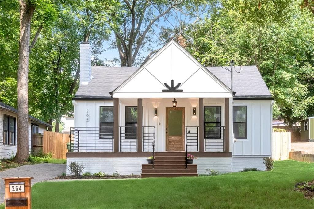 3 bedroom, 3 bathroom, 1,800 sq ft single family residence sold at 264 HAAS Avenue, Atlanta, GA 30316