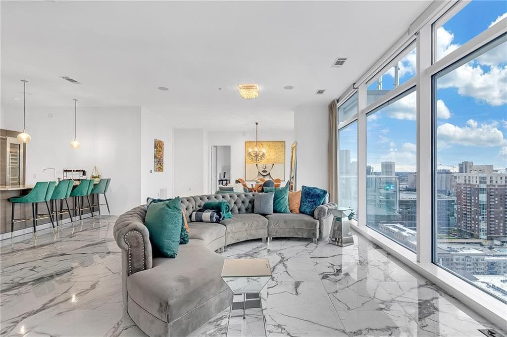 2 bedroom, 3 bathroom, 2,171 sq ft condominium for sale at 45 Ivan Allen Jr Boulevard 2604, Atlanta, GA 30308 — photo 3