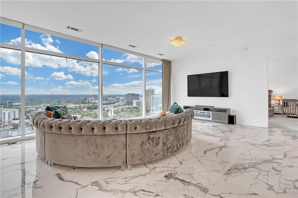 2 bedroom, 3 bathroom, 2,171 sq ft condominium for sale at 45 Ivan Allen Jr Boulevard 2604, Atlanta, GA 30308 — photo 5