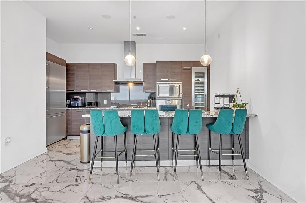 2 bedroom, 3 bathroom, 2,171 sq ft condominium for sale at 45 Ivan Allen Jr Boulevard 2604, Atlanta, GA 30308 — photo 8
