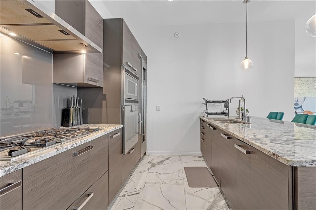 2 bedroom, 3 bathroom, 2,171 sq ft condominium for sale at 45 Ivan Allen Jr Boulevard 2604, Atlanta, GA 30308 — photo 9
