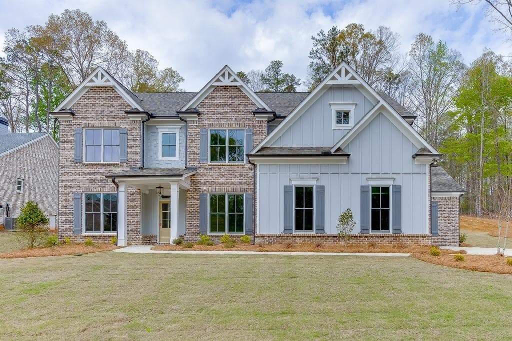 4 bedroom, 5 bathroom, 3,995 sq ft single family residence sold at 1070 Riverhill Drive, Bishop, GA 30621