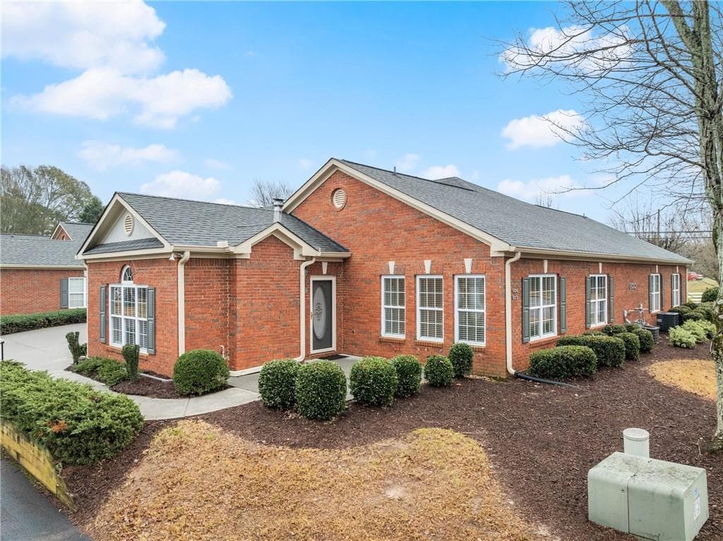 119 Holiday Road 603, Buford, GA 30518 — most recent listing photo