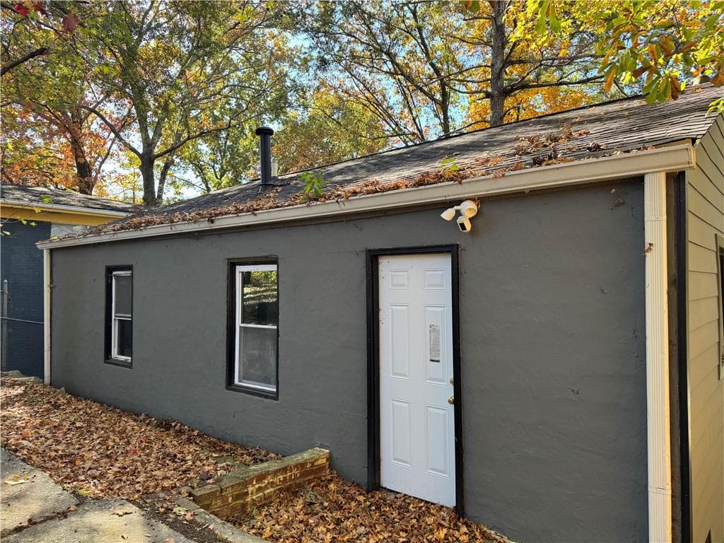 4 bedroom, 2 bathroom, 960 sq ft single family residence for sale at 1585 Ezra Church Drive, Atlanta, GA 30314 — photo 10