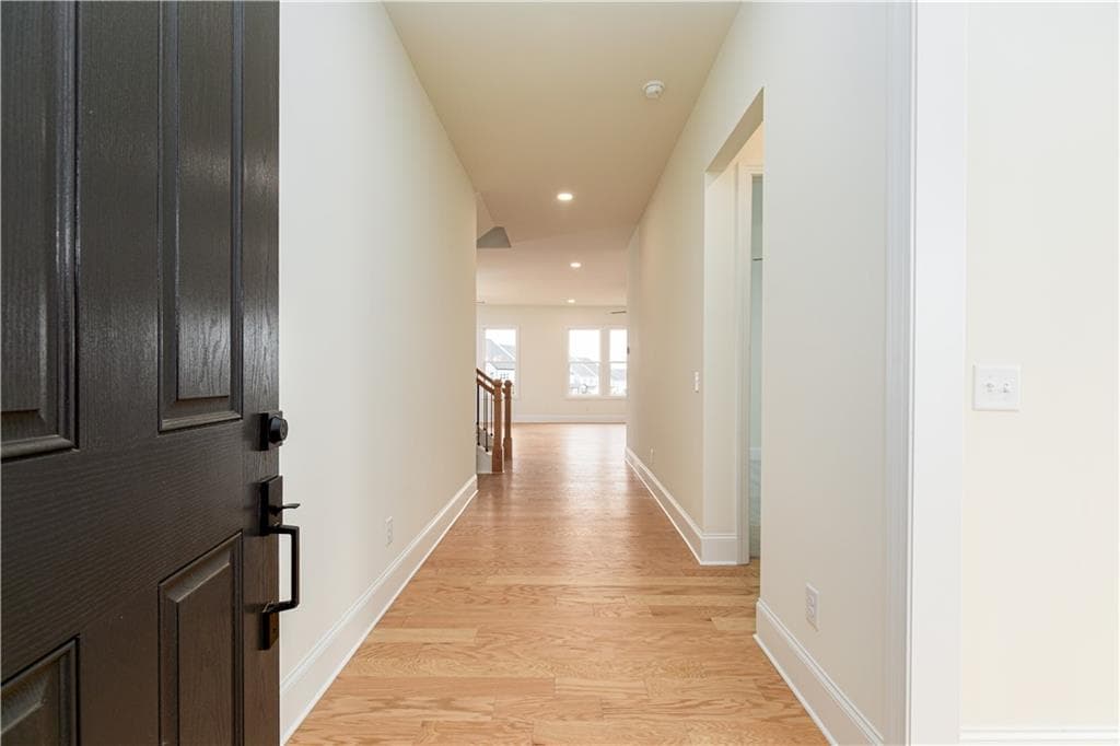 5 bedroom, 4 bathroom, 3,211 sq ft single family residence for sale at 3009 Sunset Pass, Canton, GA 30114 — photo 3