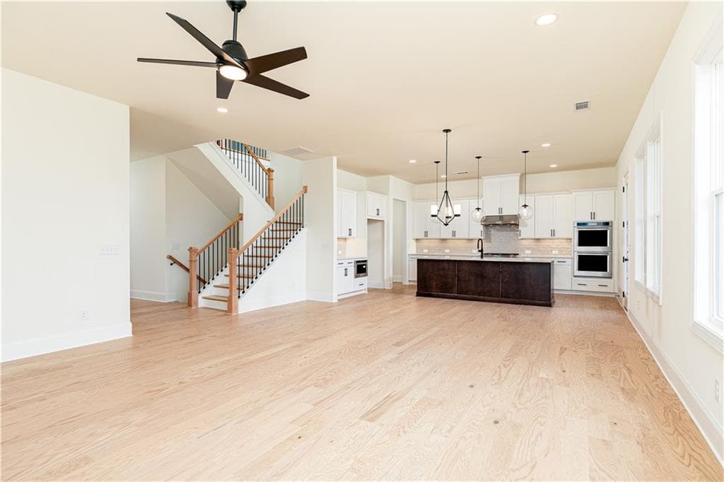 5 bedroom, 4 bathroom, 3,211 sq ft single family residence for sale at 3009 Sunset Pass, Canton, GA 30114 — photo 8