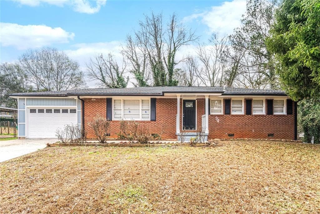 4229 ROCKBRIDGE HEIGHTS Drive, Stone Mountain, GA 30083 — most recent listing photo