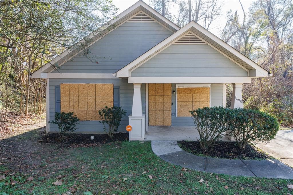 3 bedroom, 2 bathroom, 1,149 sq ft single family residence sold at 3690 Adamsville Drive, Atlanta, GA 30331