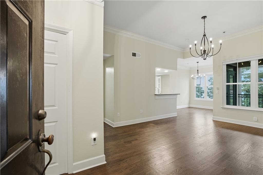 2 bedroom, 2 bathroom, 1,035 sq ft condominium sold at 3777 PEACHTREE Road 932, Brookhaven, GA 30319