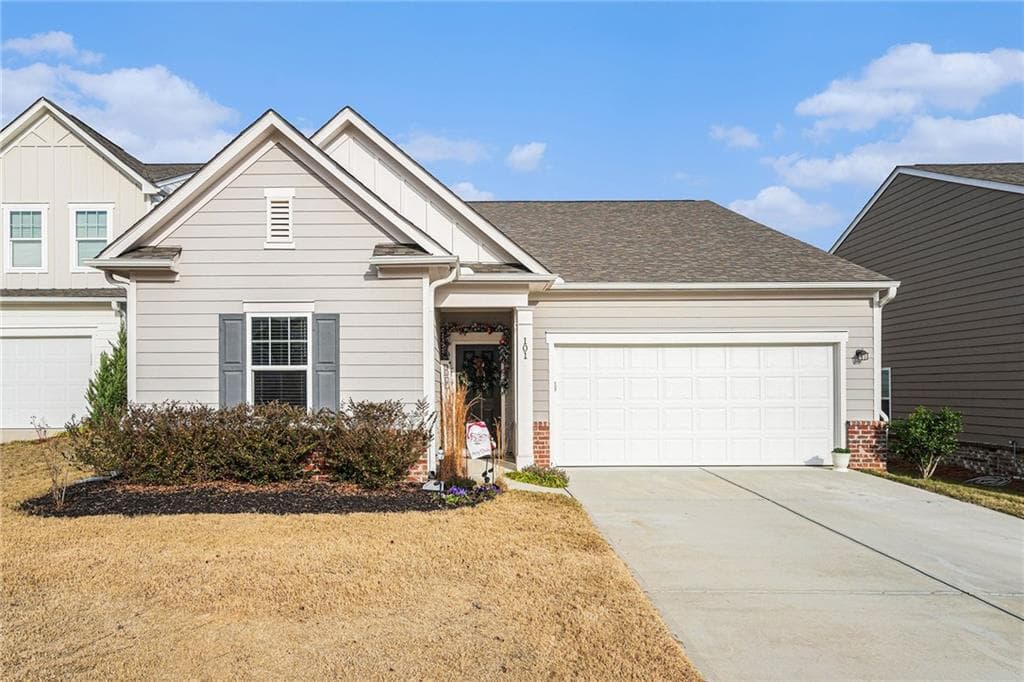 3 bedroom, 2 bathroom, 1,821 sq ft single family residence for sale at 101 Carnaby Street, Winder, GA 30680 — photo 2