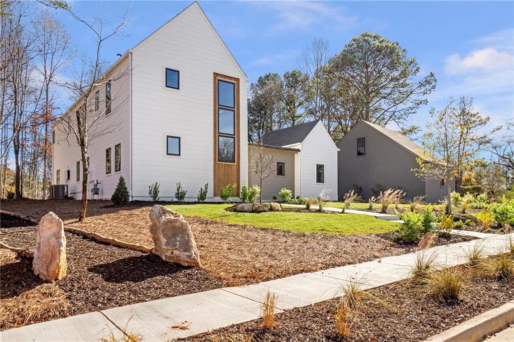 120 Cedarwood Lane, Roswell, GA 30075 — most recent listing photo