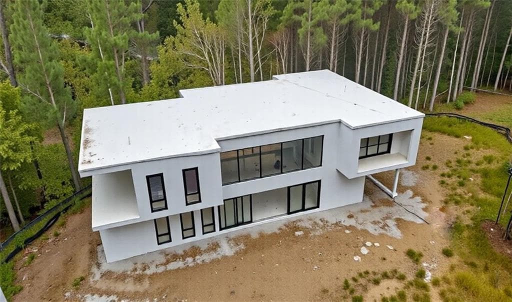 4 bedroom, 5 bathroom, 3,400 sq ft single family residence for sale at 4445 Granada Drive, Atlanta, GA 30349 — photo 6