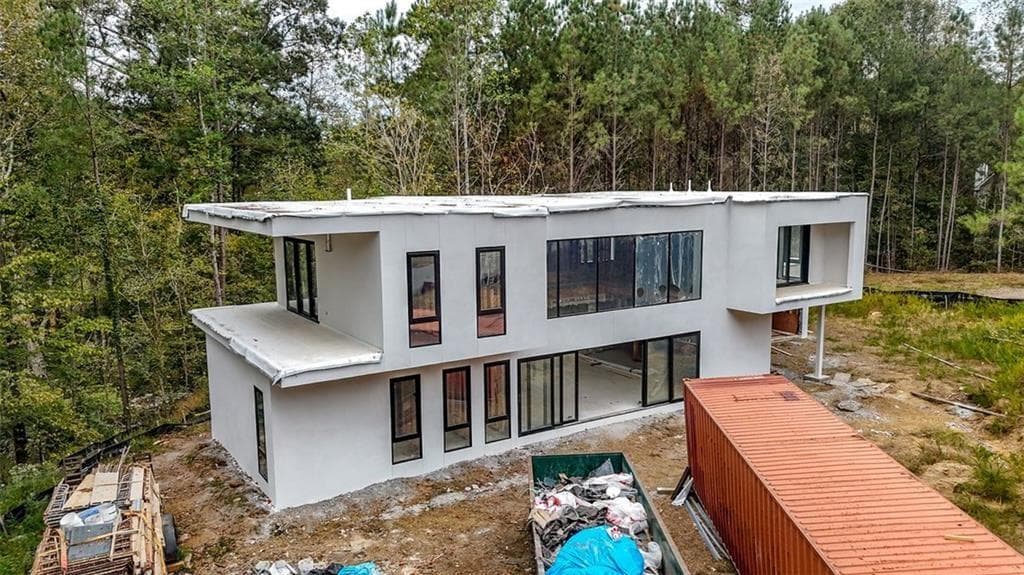 4 bedroom, 5 bathroom, 3,400 sq ft single family residence for sale at 4445 Granada Drive, Atlanta, GA 30349 — photo 7
