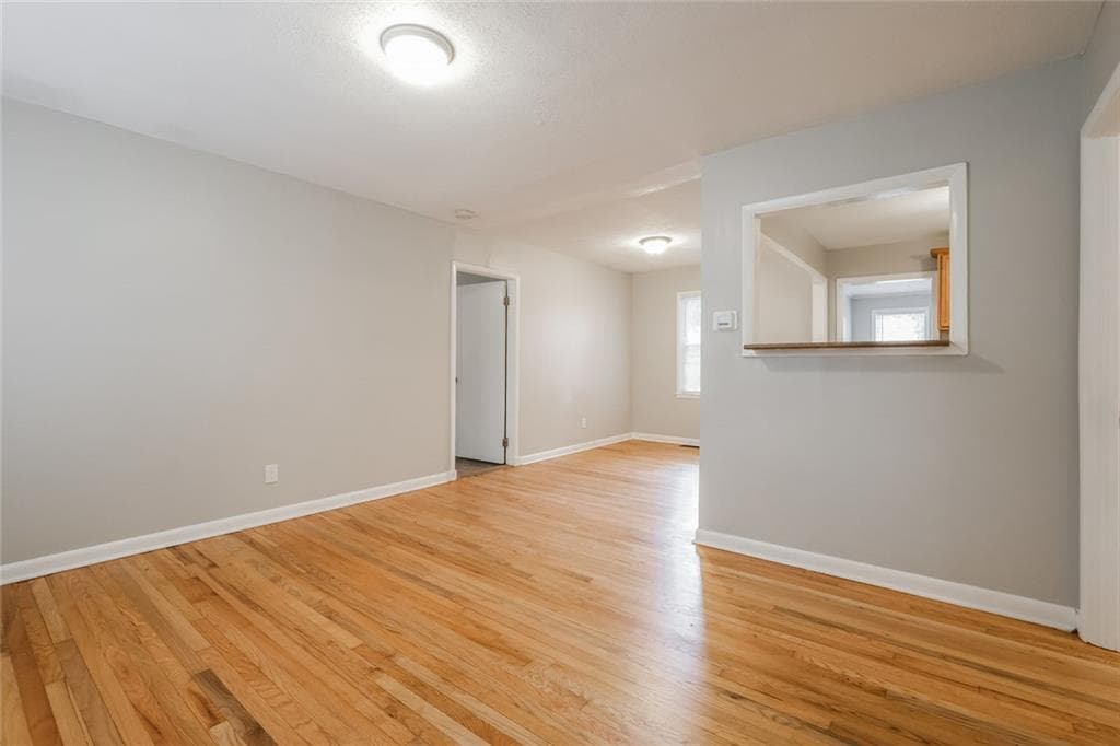 4 bedroom, 2 bathroom, 2,169 sq ft single family residence for sale at 2965 Judylyn Drive, Decatur, GA 30033 — photo 5