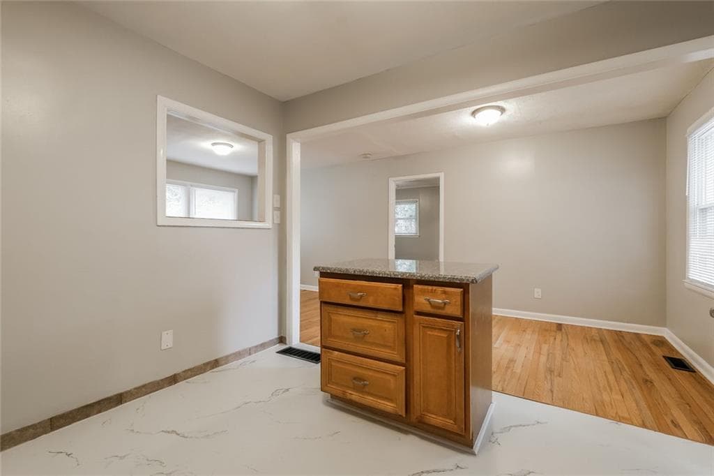 4 bedroom, 2 bathroom, 2,169 sq ft single family residence for sale at 2965 Judylyn Drive, Decatur, GA 30033 — photo 9