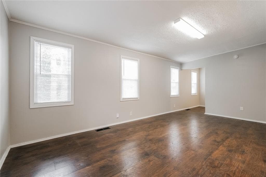 4 bedroom, 2 bathroom, 2,169 sq ft single family residence for sale at 2965 Judylyn Drive, Decatur, GA 30033 — photo 10