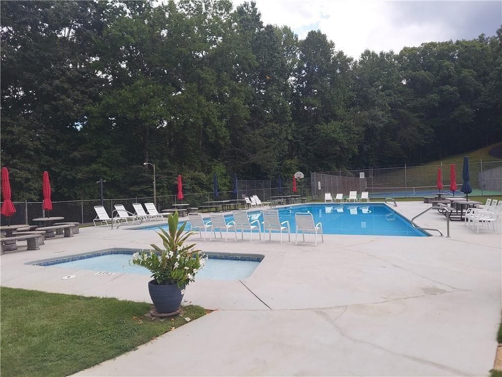 2 bedroom, 2 bathroom other for sale at 6134 Grant Ford Road, Gainesville, GA 30506 — photo 9