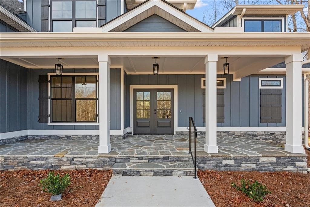 6 bedroom, 4 bathroom, 4,360 sq ft single family residence for sale at 157 West Lake Boulevard, Carrollton, GA 30116 — photo 6
