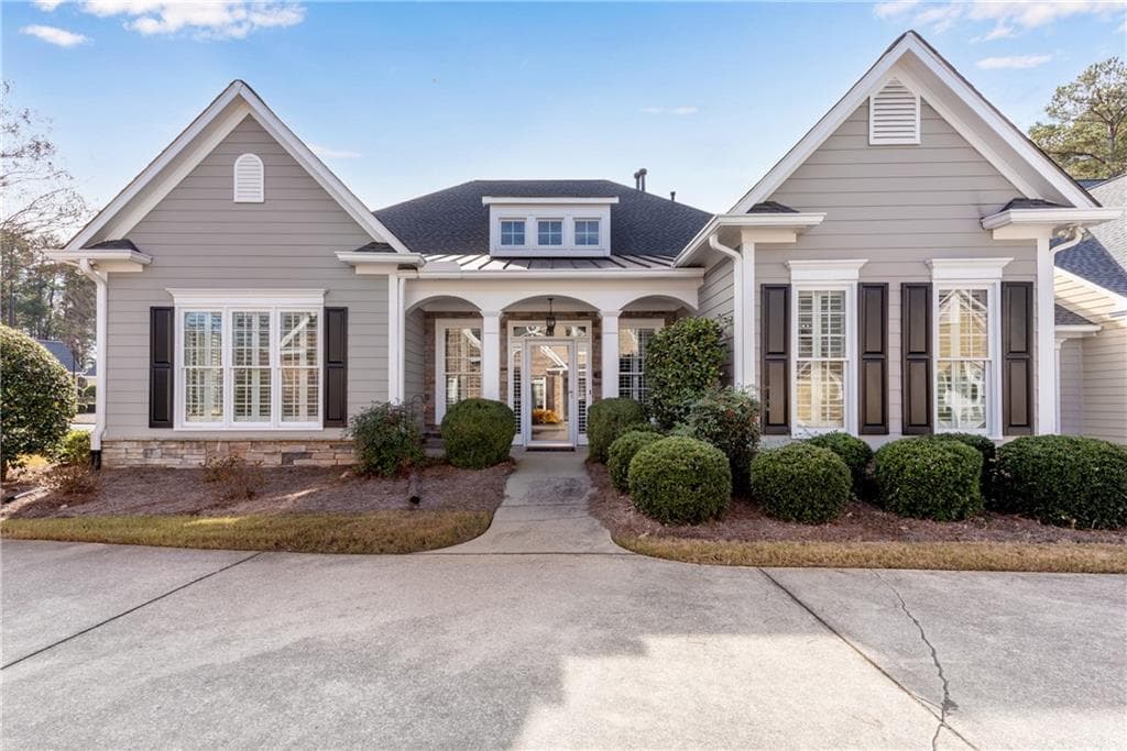 2 bedroom, 2 bathroom, 1,627 sq ft condominium sold at 2028 Macland Square Drive 4, Marietta, GA 30064