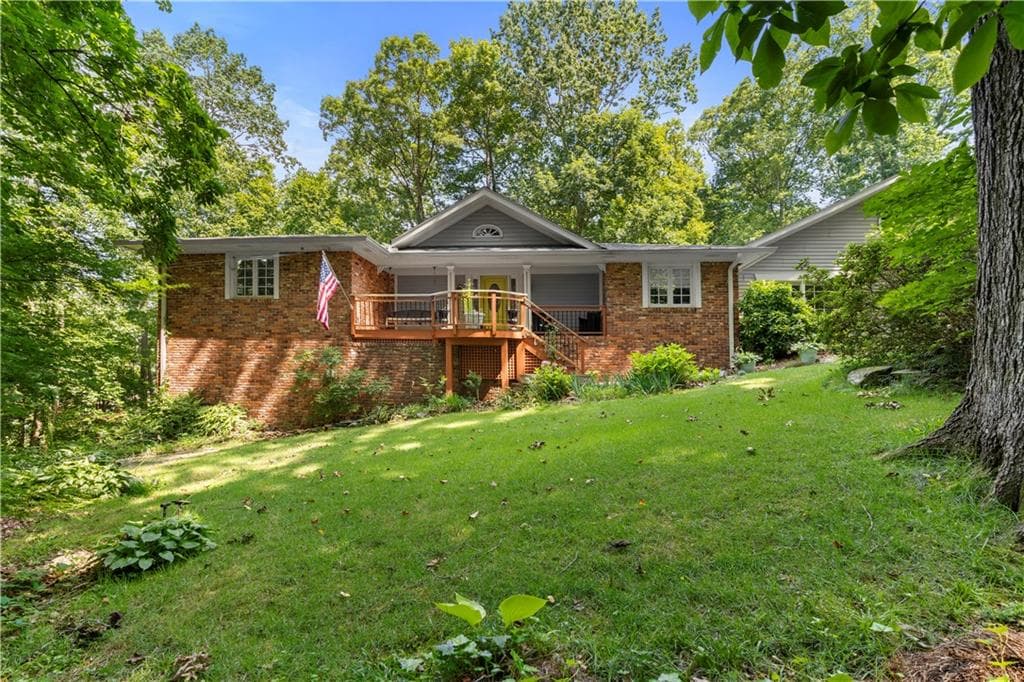 3 bedroom, 4 bathroom, 3,058 sq ft single family residence sold at 3755 Ashwood Drive, Smyrna, GA 30080