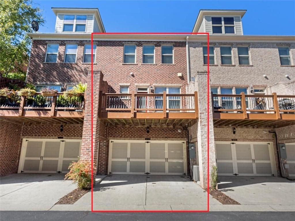 427 Alderwood Street, Atlanta, GA 30328 — most recent listing photo