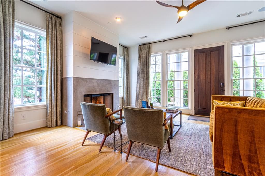 3 bedroom, 3 bathroom townhouse for rent at 2067 Telfair Circle A, Atlanta, GA 30324 for $5,000 a month