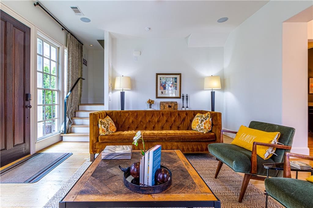 3 bedroom, 3 bathroom townhouse for rent at 2067 Telfair Circle A, Atlanta, GA 30324 for $5,000 a month — photo 3