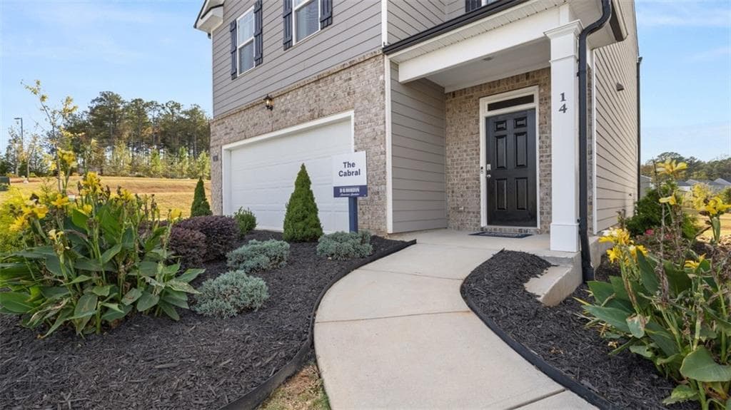 213 LAURITSEN Way, Newnan, GA 30265 — most recent listing photo