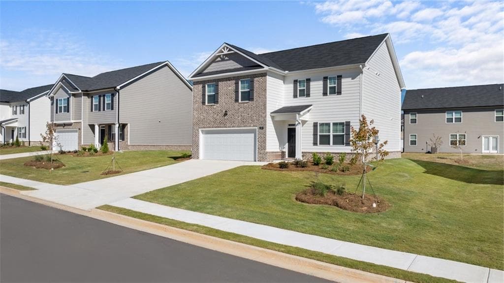 4 bedroom, 3 bathroom, 2,338 sq ft single family residence for sale at 81 White Spruce Way, Newnan, GA 30265 — photo 2