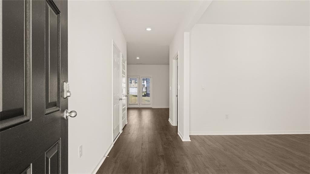 4 bedroom, 3 bathroom, 2,338 sq ft single family residence for sale at 81 White Spruce Way, Newnan, GA 30265 — photo 3
