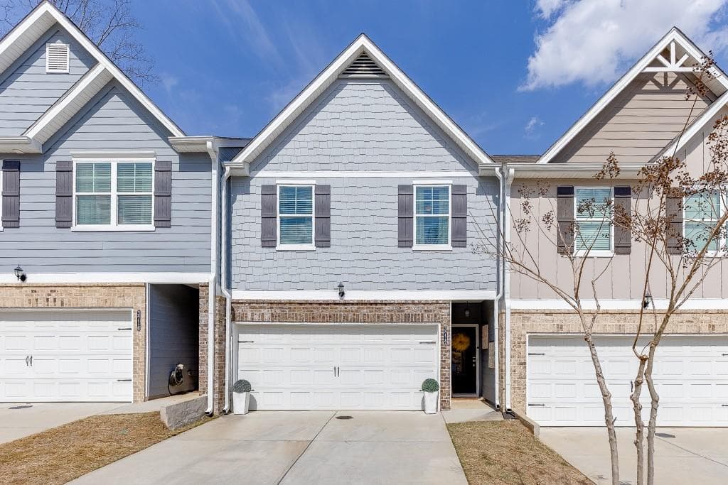 3712 Abbey Way, Gainesville, GA 30507 — most recent listing photo