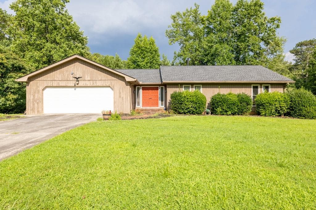 1382 Huntingford Drive, Marietta, GA 30068 — most recent listing photo