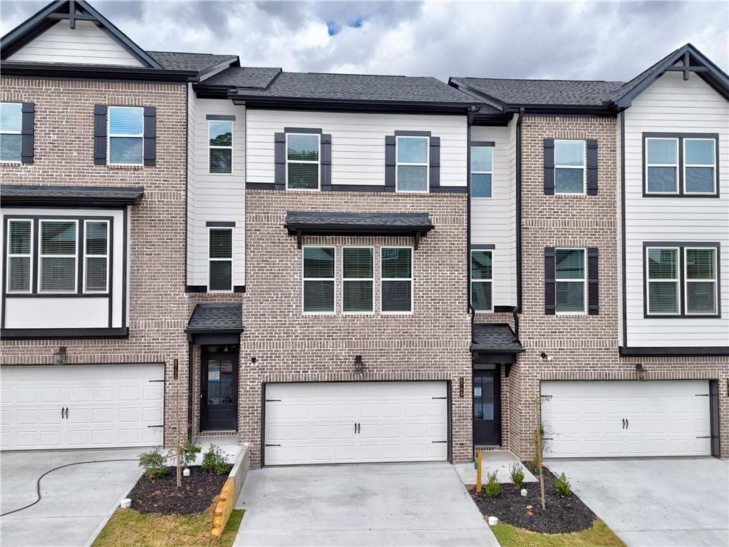 5709 Urban Village Way 29, Tucker, GA 30084 — most recent listing photo