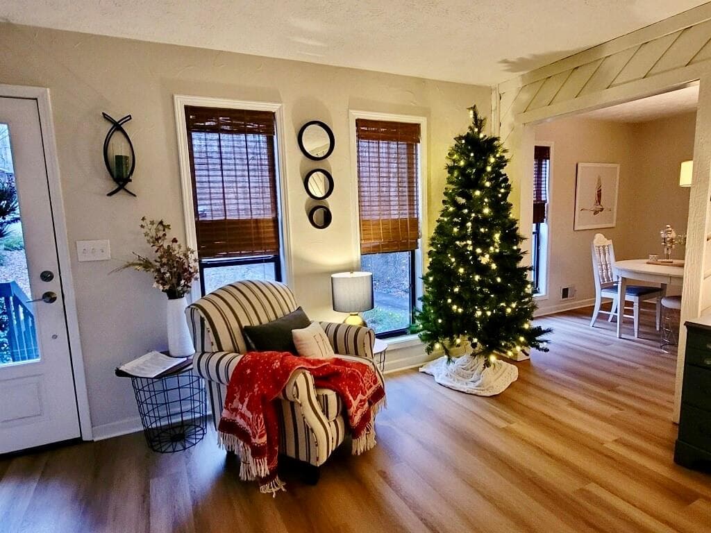 706 Magnolia Way, Woodstock, GA 30188 — most recent listing photo