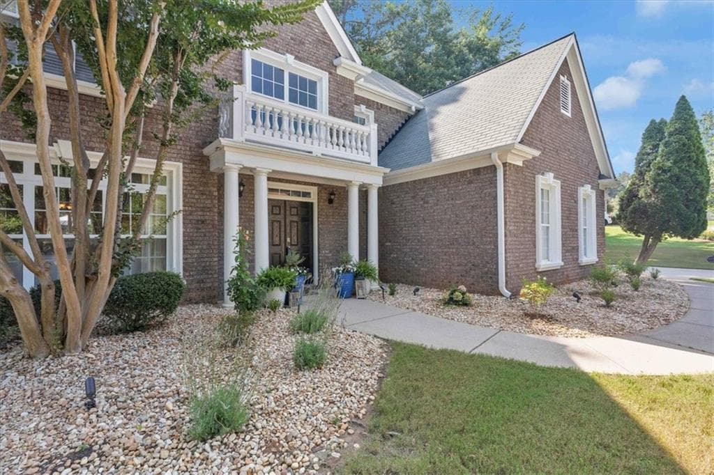 4 bedroom, 3 bathroom, 2,843 sq ft single family residence for sale at 3123 Wolf Club Drive, Atlanta, GA 30349 — photo 3